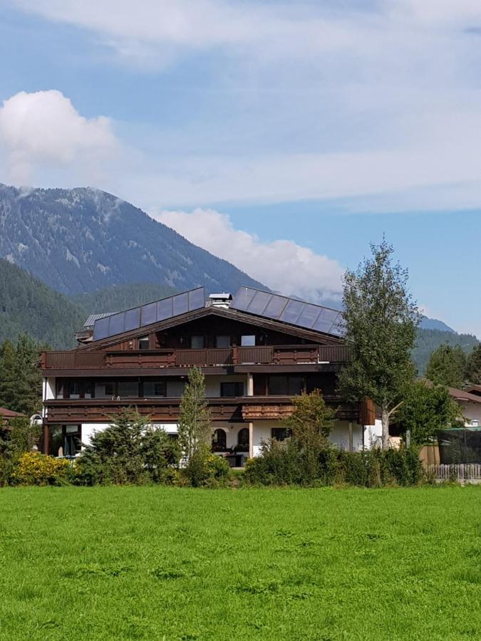 Ferienhaus Alpenroyal Längenfeld Exterior foto